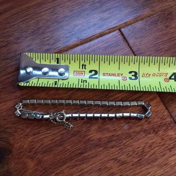 Red rhinestone bracelet - Picture 7 of 7